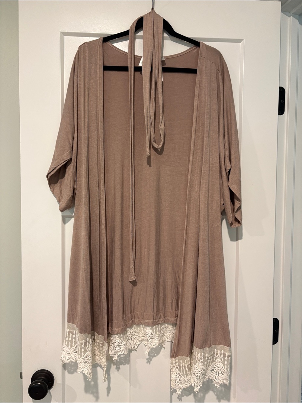 Women's Taupe Lace-Trim Kimono Robe